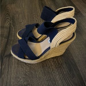 Like new Steve Madden wedges